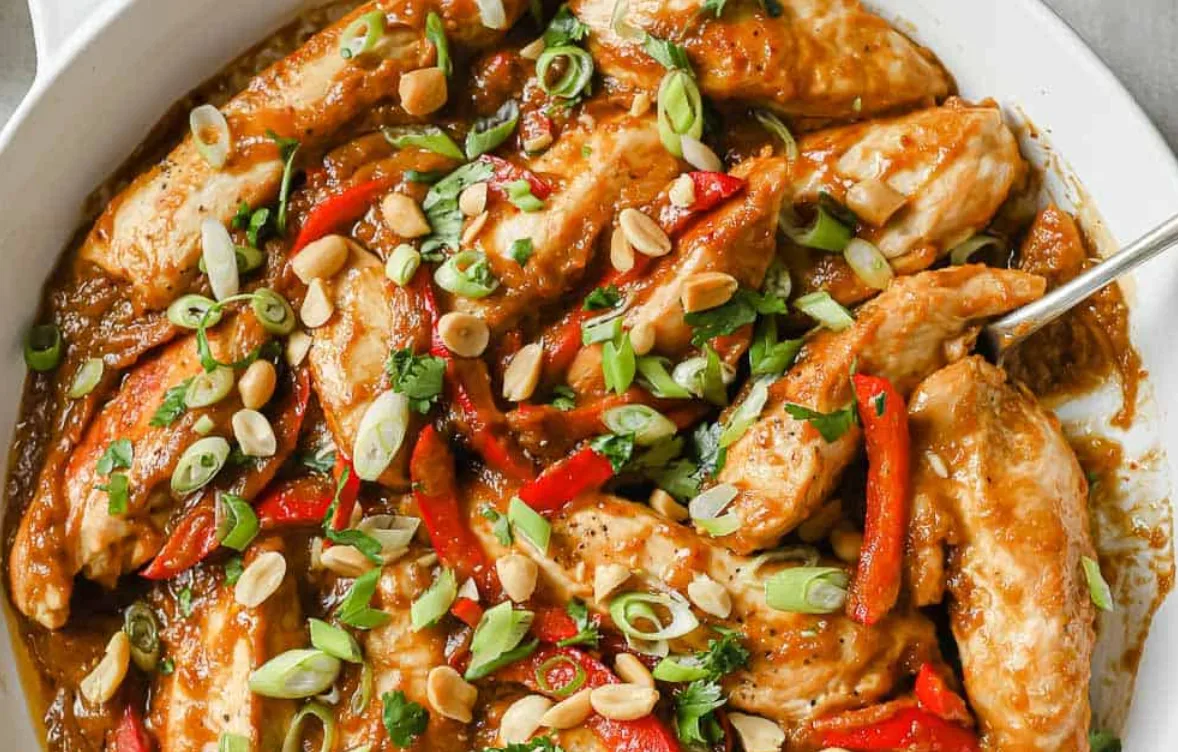 Low Carb Peanut Chicken Skillet