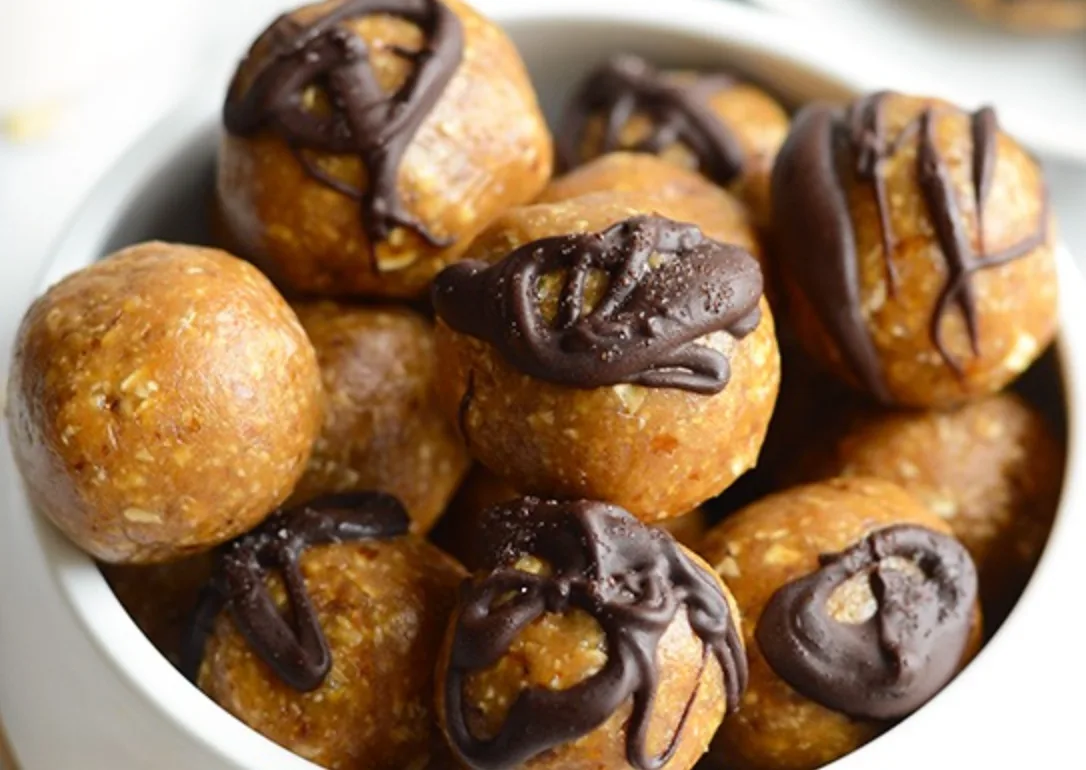 Peanut Butter Oatmeal Energy Balls