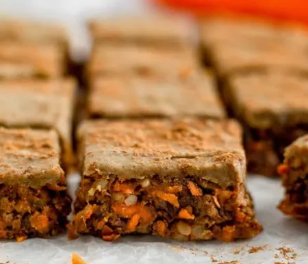 No-Bake Carrot Cake Energy Bars