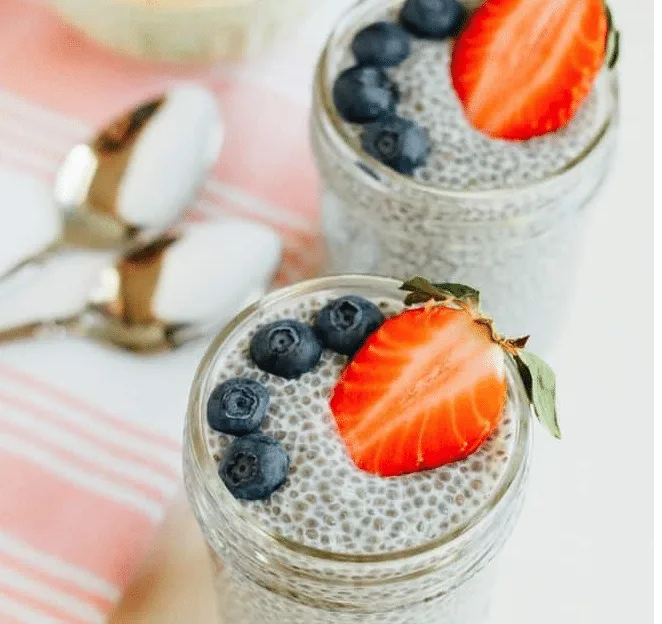 Easy 4-Ingredient Chia Pudding