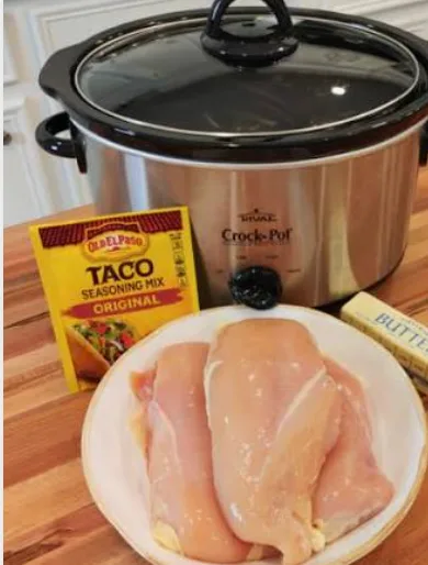 3-Ingredient Crock Pot Chicken Tacos
