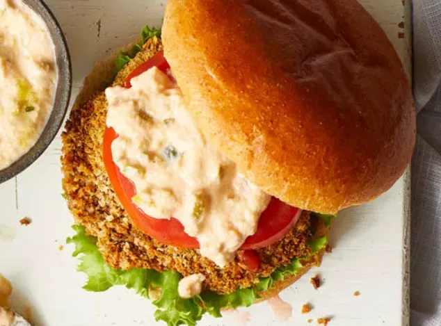 Air-Fryer Portobello Burgers with Thousand Island Aioli
